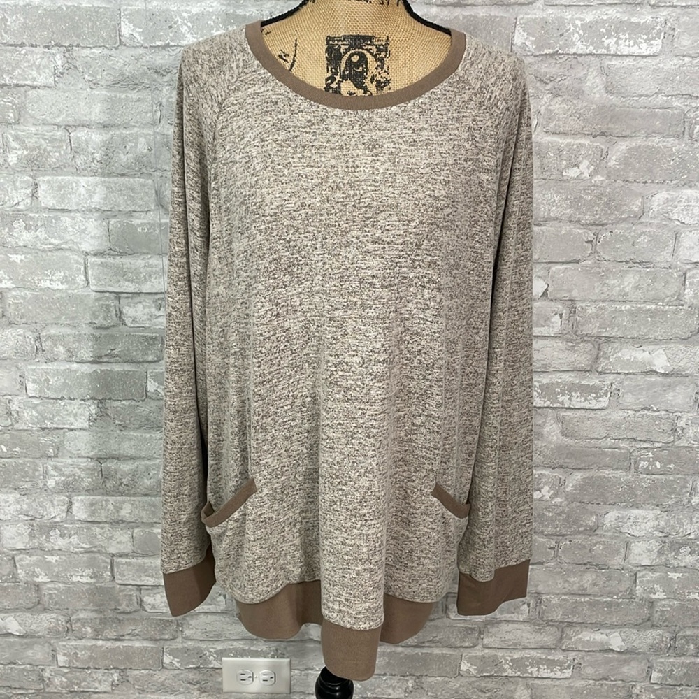 Wekili Plush Long Sleeve Pocket Top